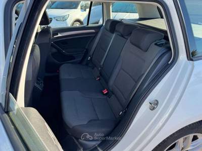 Volkswagen Golf GOLF VARIANT 7.5 1.6 TDI 115CV DSG EXECUTIVE 2019 Bianco usata Latina