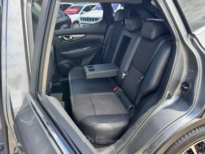 Nissan Qashqai Qashqai 1.6 dci Business 2wd 130cv xtronic Grigio usata Latina