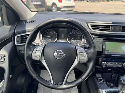 Nissan Qashqai Qashqai 1.6 dci Business 2wd 130cv xtronic Grigio usata Latina