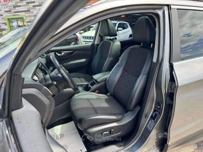 Nissan Qashqai Qashqai 1.6 dci Business 2wd 130cv xtronic Grigio usata Latina