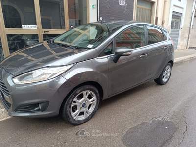 Ford Fiesta 5 porte TITANIUM NAVI Grigio usata Corato