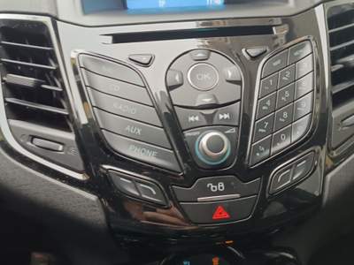 Ford Fiesta 5 porte TITANIUM NAVI Grigio usata Corato
