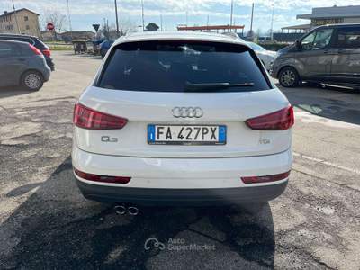 Audi Q3 Q3 2.0 tdi 120cv Bianco usata Calerno di Sant'Ilario d'Enza
