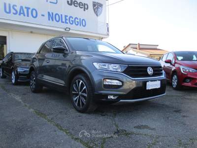 Volkswagen T-Roc 1.0 TSI Style Grigio usata Francolise