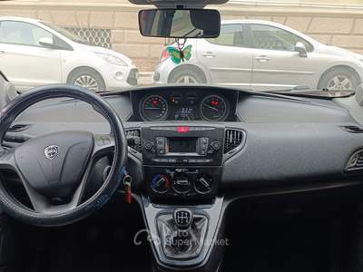 Lancia Ypsilon Vettura con pochi chilometri Rosso usata Messina