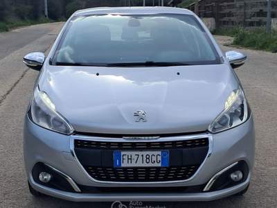 Peugeot 208 1.2 - 5 posti 60 Kw (Benzina/Gpl) Argento usata Cassano delle Murge