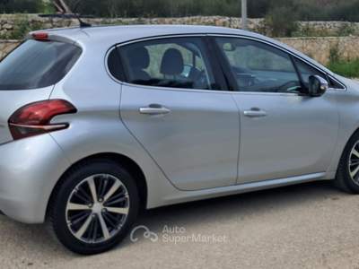 Peugeot 208 1.2 - 5 posti 60 Kw (Benzina/Gpl) Argento usata Cassano delle Murge
