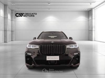 BMW X7 40 d Mild Hybrid 48V xDrive Steptronic Nero usata Padova