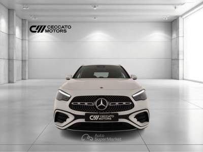 Mercedes-Benz GLA 200 D AMG Line Premium Plus 8G-DCT Bianco usata Padova