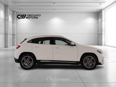 Mercedes-Benz GLA 200 D AMG Line Premium Plus 8G-DCT Bianco usata Padova