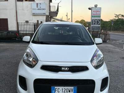 Kia Picanto Glam Bianco usata Pozzuoli