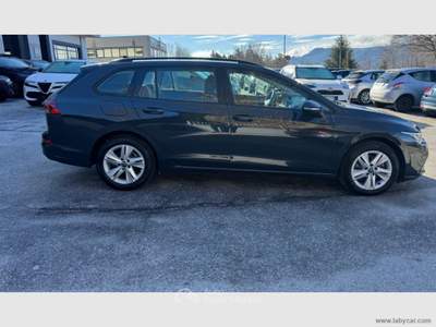 Volkswagen Golf Golf Variant 2.0 TDI 115 CV SCR Life Grigio usata Agnone