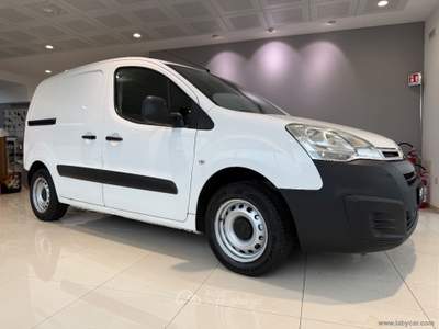 Citroen Berlingo Berlingo B.HDi 75 Van 3pti Club L1 Bianco usata San Michele salentino