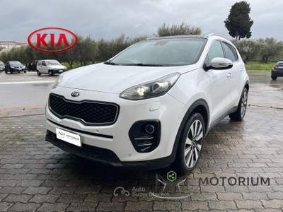 Kia Sportage 1.7 crdi Class Style Pack 2wd 115cv Bianco usata San Giorgio del Sannio