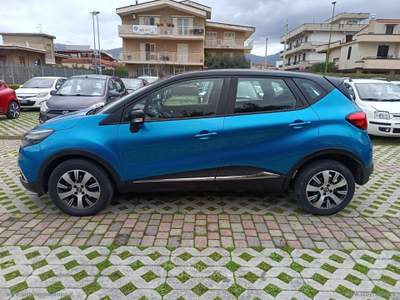 Renault Captur Captur dCi 8V 90 CV EDC S&S Energy Zen Blu/Azzurro usata Cimitile