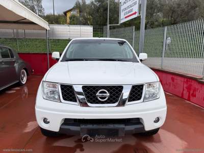Nissan Navara Navara 2.5 dCi 4p. Double Cab LE Bianco usata TORRENOVA