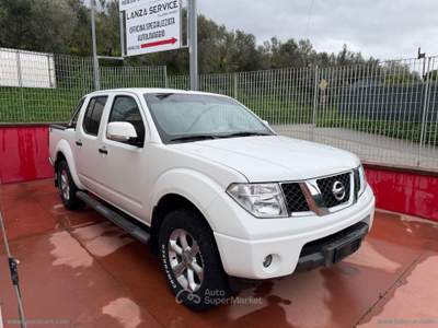 Nissan Navara Navara 2.5 dCi 4p. Double Cab LE Bianco usata TORRENOVA