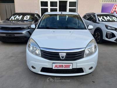 Dacia Sandero Lauréate Bianco usata Castellana Grotte