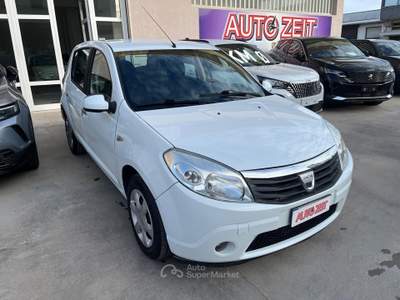 Dacia Sandero Lauréate Bianco usata Castellana Grotte