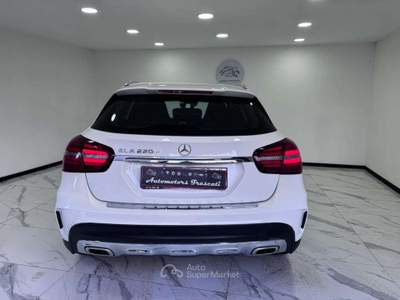 Mercedes-Benz GLA GLA 220d Premium auto-AMG-GARANTITA-2017 Bianco usata Roma