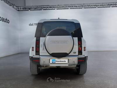 Land Rover Defender 90 3.0D I6 200 CV AWD SE Bianco usata Castagnaro