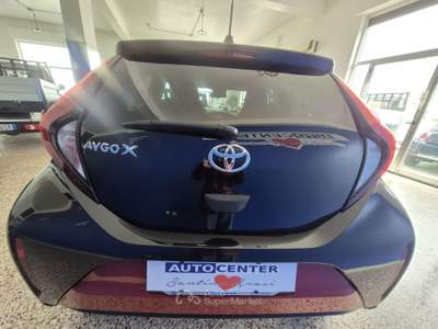Toyota Aygo 1.0 VVT-i 72 CV 5 porte Trend Nero usata Brolo