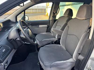Peugeot 807 7 POSTI Argento usata Santa Maria la Carità