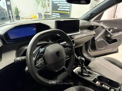 Peugeot 2008 1.2 puretech Allure s&s 100cv Grigio usata Romano Canavese