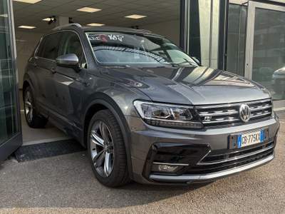 Volkswagen Tiguan Volkswagen Tiguan 1.5 TSI R Line Grigio usata Moncalieri