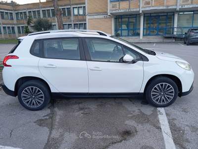 Peugeot 2008 Active Bianco usata Pozzuoli