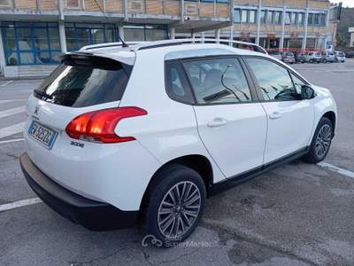 Peugeot 2008 Active Bianco usata Pozzuoli