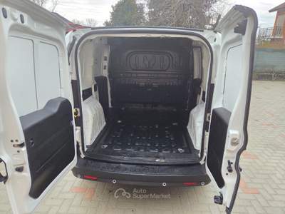 Fiat Doblò Doblo Dobl&ograve; 1.3 MJT 3 posti S&amp;S PC Combi N1 Lounge E6 Bianco usata Robassomero