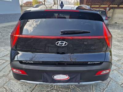 Hyundai Bayon Hybrid 100cv 48V iMT XLine Nero usata Robassomero