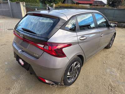 Hyundai i20 48V 100cv iMT Connectline Grigio usata Robassomero