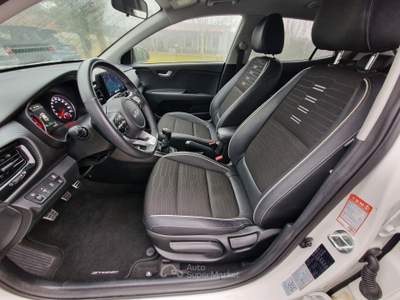 Kia Stonic 100cv MHEV iMT GT Line Bianco usata Robassomero