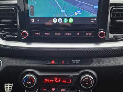 Kia Stonic 100cv MHEV iMT GT Line Bianco usata Robassomero