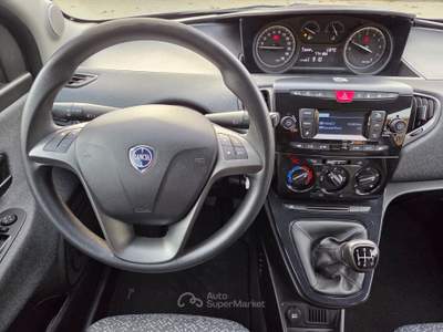 Lancia Ypsilon 5 posti GPL Ecochic Elefantino Blu Blu/Azzurro usata Robassomero