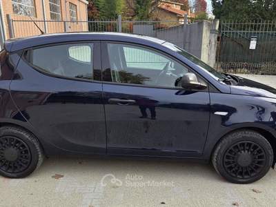 Lancia Ypsilon 5 posti GPL Ecochic Elefantino Blu Blu/Azzurro usata Robassomero