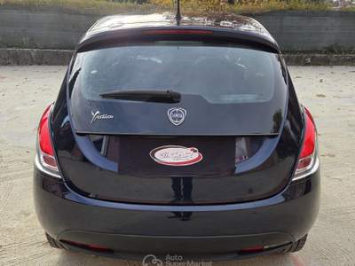 Lancia Ypsilon 5 posti GPL Ecochic Elefantino Blu Blu/Azzurro usata Robassomero