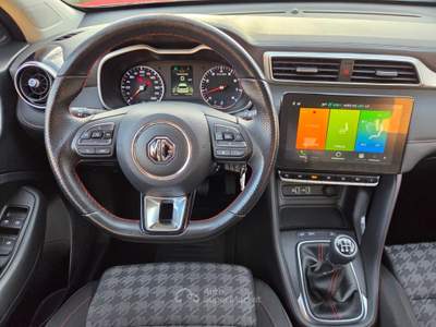 MG ZS VTi-tech Comfort 106cv Rosso usata Robassomero