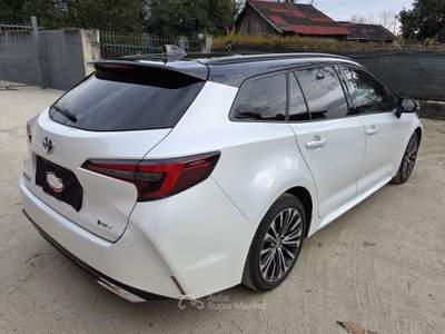 Toyota Corolla Active 1.8 Hybrid Touring Sports Bianco usata Robassomero