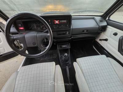 Volkswagen Golf Cabriolet 1800 3 porte Champ 110cv Karmann Bianco usata Robassomero