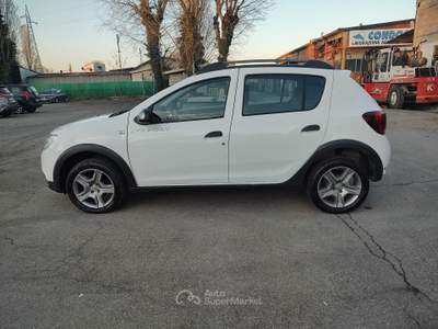 Dacia Sandero OK NEOPATENTATI, BENZINA\GPL Bianco usata Reggio nell'Emilia
