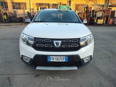 Dacia Sandero OK NEOPATENTATI, BENZINA\GPL Bianco usata Reggio nell'Emilia