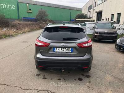 Nissan Qashqai 1.6 dCi 2WD N-Connecta Aut. + Gancio Traino Grigio usata Arcore