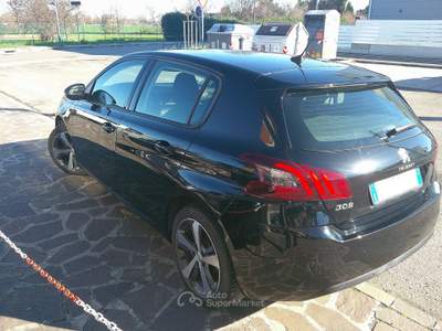 Peugeot 308 5p 1.5 bluehdi Allure Nero usata Formigine