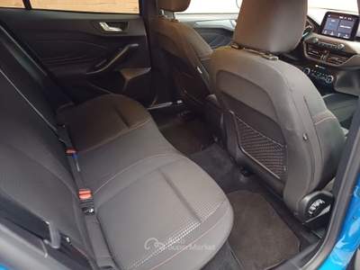Ford Focus Hybrid 125 CV Powershift 5p. ST-Line Blu/Azzurro usata CASELETTE