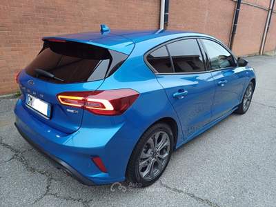 Ford Focus Hybrid 125 CV Powershift 5p. ST-Line Blu/Azzurro usata CASELETTE