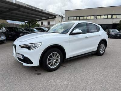 Alfa Romeo Stelvio AT8 RWD Business Bianco usata SANT'AGATA DE'  GOTI