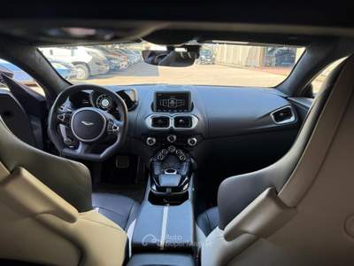 Aston Martin Vantage  Grigio usata SANT'AGATA DE'  GOTI